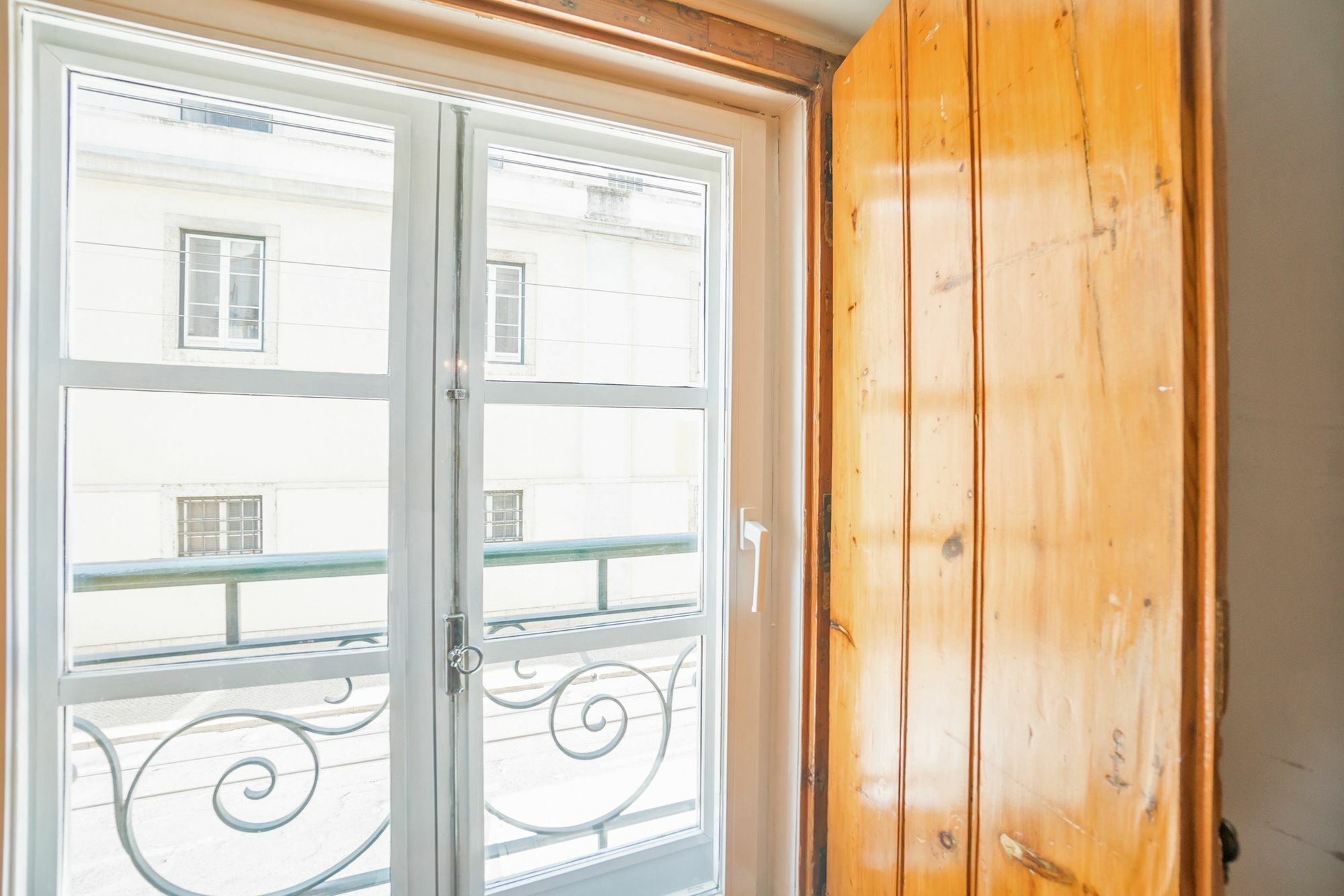 Elegant And Cozy Apartment ลิสบอน ภายนอก รูปภาพ