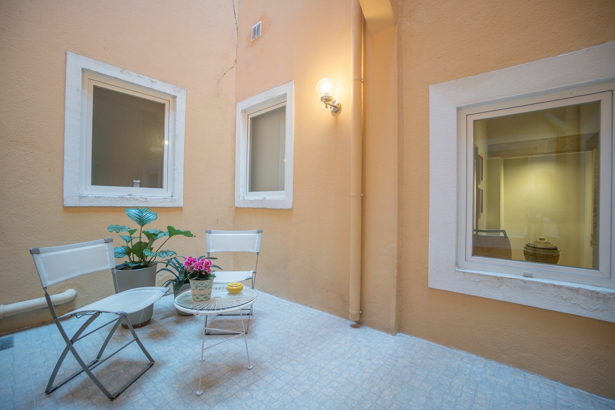 Elegant And Cozy Apartment ลิสบอน ภายนอก รูปภาพ
